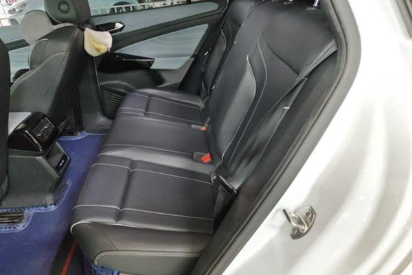 Volkswagen ID.4 X 2023, 79200 км, за 13960 USD - фото 20