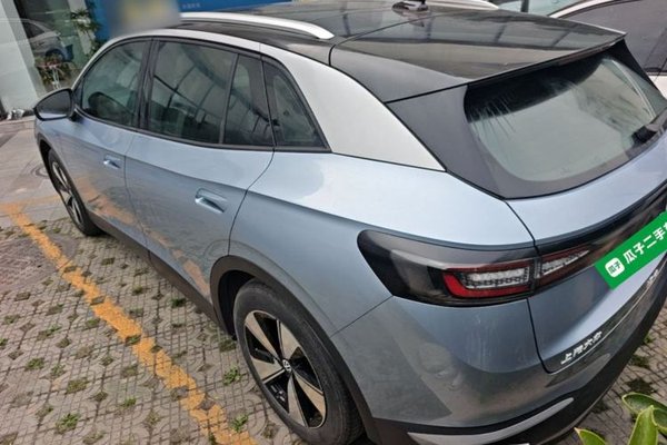 Volkswagen ID.4 X 2025, 14100 км, за 16014 USD