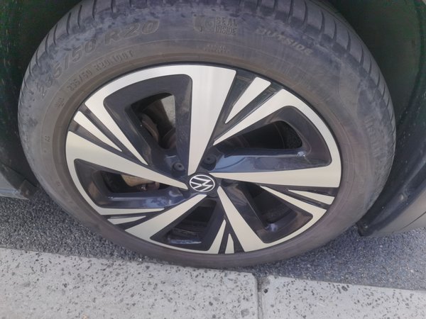 Volkswagen ID.6 CROZZ 2021, 79100 км, за 19704 USD - фото 8