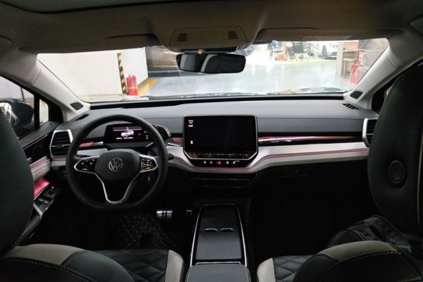 Volkswagen ID.6 CROZZ 2022, 64000 км, за 20986 USD - фото 13