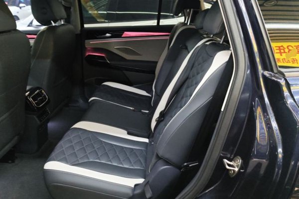 Volkswagen ID.6 CROZZ 2022, 64000 км, за 20986 USD - фото 20