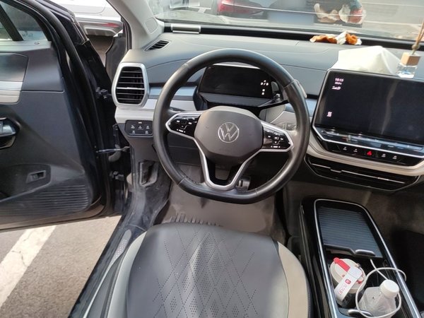 Volkswagen ID.6 CROZZ 2022, 139700 км, за 15255 USD - фото 9