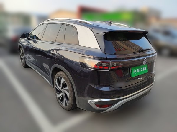 Volkswagen ID.6 CROZZ 2022, 139700 км, за 15255 USD