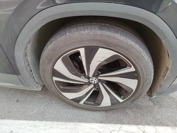 Volkswagen ID.6 CROZZ 2022, 139700 км, за 15255 USD - фото 8