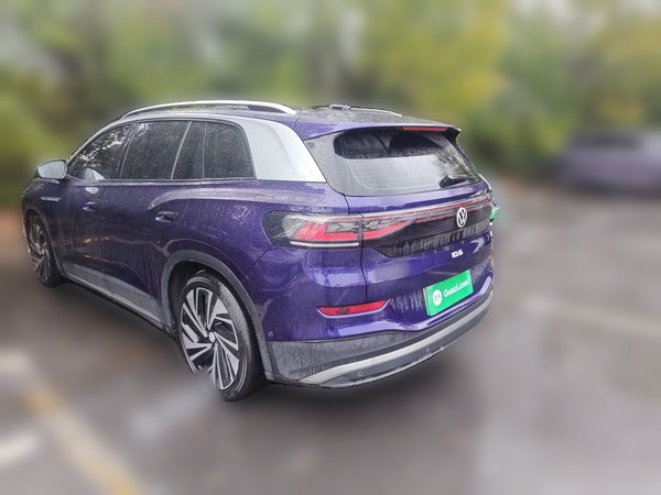 Volkswagen ID.6 2022, 72200 км, за 19377 USD