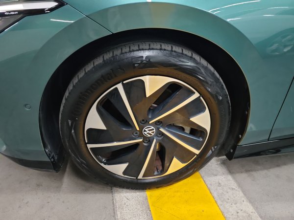 Volkswagen ID.7 VIZZION 2024, 51800 км, за 17051 USD - фото 8