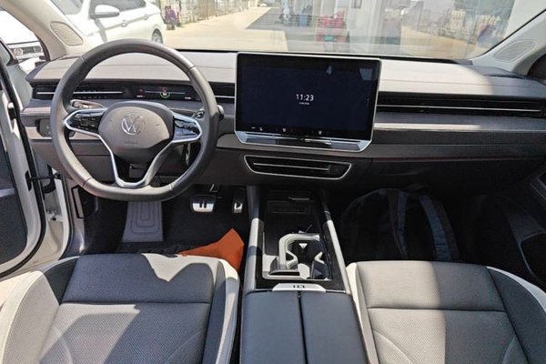 Volkswagen ID.7 VIZZION 2024, 26900 км, за 20736 USD