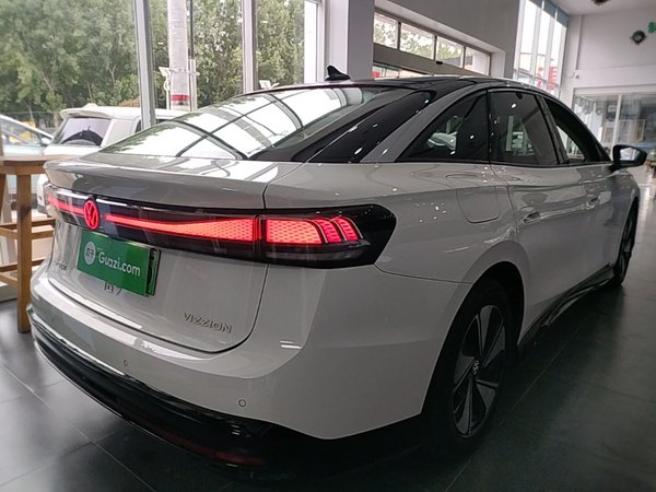 Volkswagen ID.7 VIZZION 2024, 64600 км, за 18816 USD - фото 6