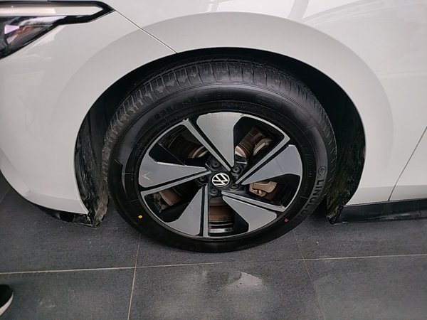 Volkswagen ID.7 VIZZION 2024, 64600 км, за 18816 USD - фото 8