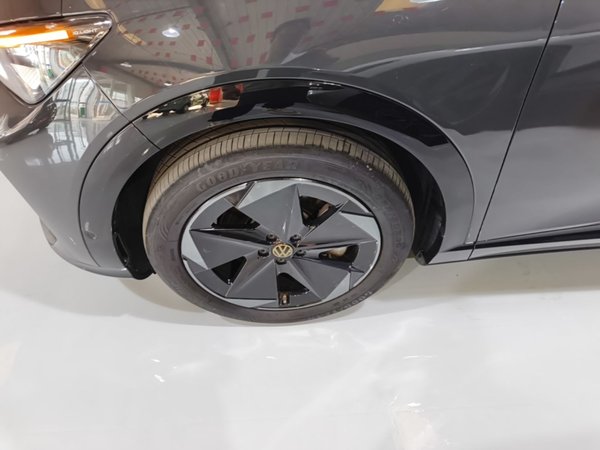 Volkswagen ID.UNYX 2024, 8100 км, за 19269 USD - фото 8