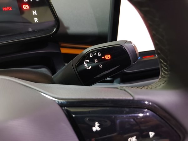Volkswagen ID.UNYX 2024, 8100 км, за 19269 USD - фото 17
