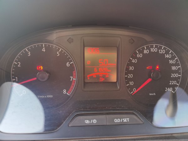 Volkswagen Jetta 2013, 61800 км, за 3734 USD - фото 13