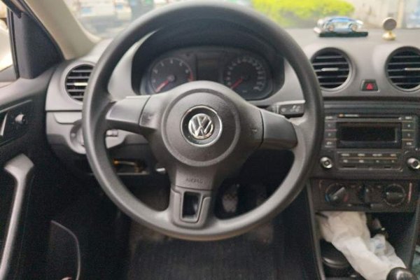 Volkswagen Jetta 2013, 134000 км, за 4039 USD - фото 7