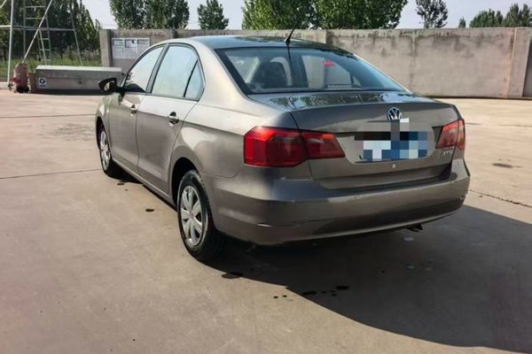 Volkswagen Jetta 2015, 44700 км, за 5548 USD