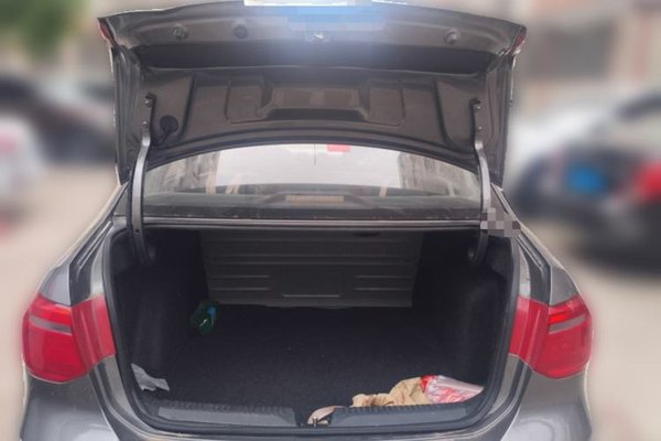 Volkswagen Jetta 2015, 44700 км, за 5548 USD - фото 15