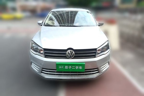 Volkswagen Jetta 2015, 26300 км, за 3669 USD
