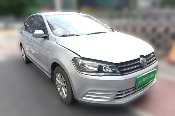 Volkswagen Jetta 2015, 26300 км, за 3669 USD