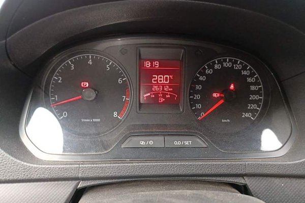Volkswagen Jetta 2015, 26300 км, за 3669 USD - фото 12