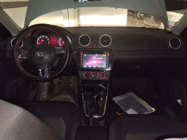 Volkswagen Jetta 2015, 86300 км, за 3271 USD - фото 10