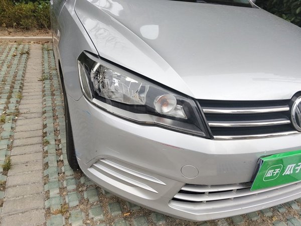 Volkswagen Jetta 2015, 86300 км, за 3271 USD - фото 7
