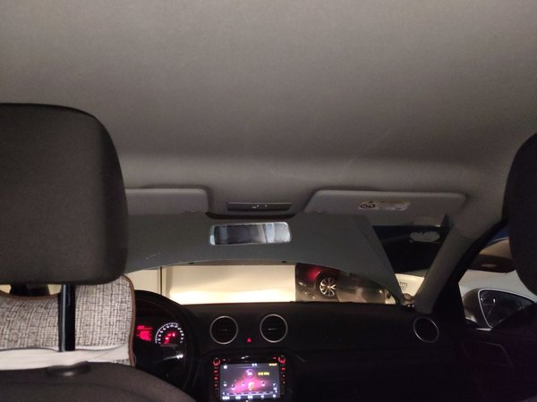 Volkswagen Jetta 2015, 86300 км, за 3271 USD - фото 19