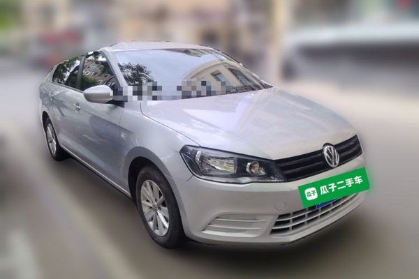 Volkswagen Jetta 2015, 94900 км, за 5308 USD