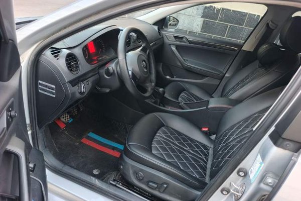 Volkswagen Jetta 2015, 94900 км, за 5308 USD - фото 29