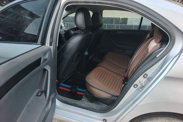 Volkswagen Jetta 2015, 94900 км, за 5308 USD - фото 30