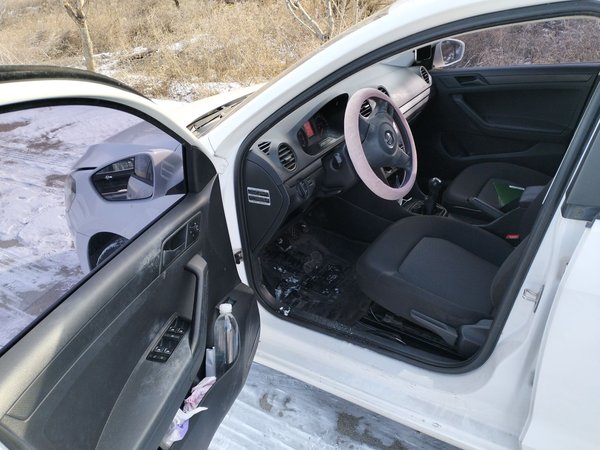 Volkswagen Jetta 2015, 93800 км, за 4946 USD - фото 17