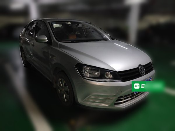 Volkswagen Jetta 2015, 96800 км, за 3364 USD