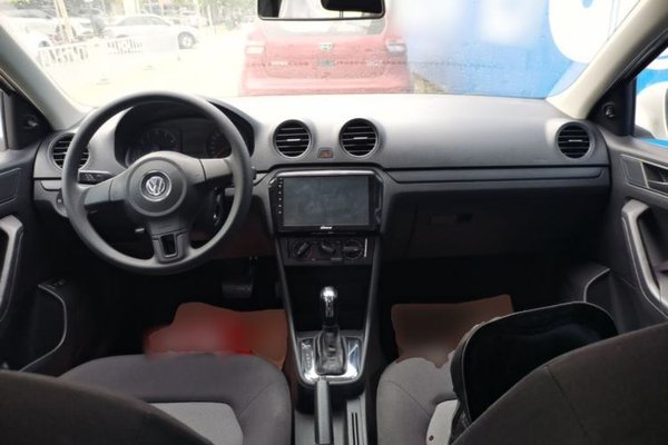 Volkswagen Jetta 2015, 104400 км, за 5131 USD - фото 13