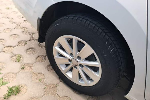 Volkswagen Jetta 2015, 104400 км, за 5131 USD - фото 10