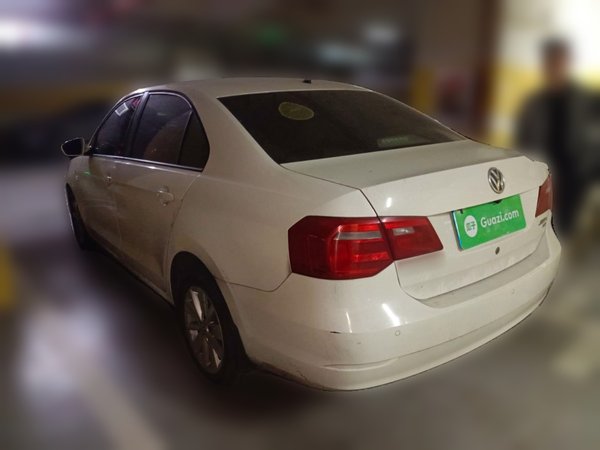 Volkswagen Jetta 2015, 153300 км, за 4060 USD