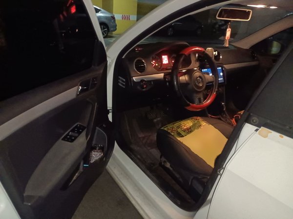 Volkswagen Jetta 2015, 153300 км, за 4060 USD - фото 17