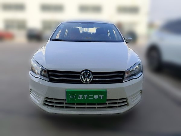 Volkswagen Jetta 2015, 67900 км, за 4294 USD