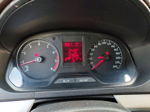 Volkswagen Jetta 2015, 67900 км, за 4294 USD - фото 12
