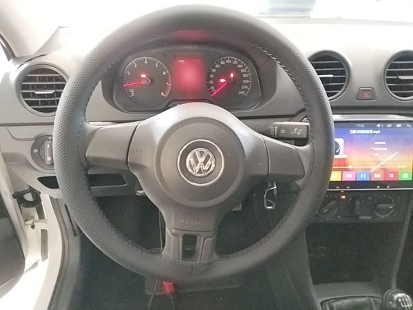 Volkswagen Jetta 2015, 71700 км, за 4522 USD - фото 14