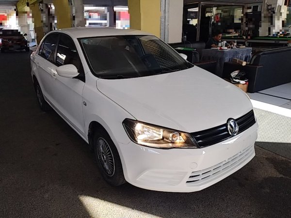 Volkswagen Jetta 2015, 71700 км, за 4522 USD