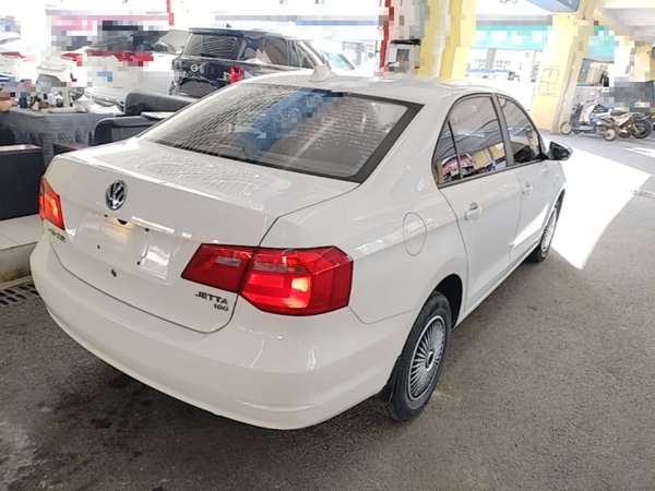 Volkswagen Jetta 2015, 71700 км, за 4522 USD - фото 6