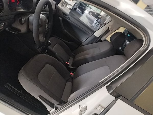 Volkswagen Jetta 2015, 71700 км, за 4522 USD - фото 18