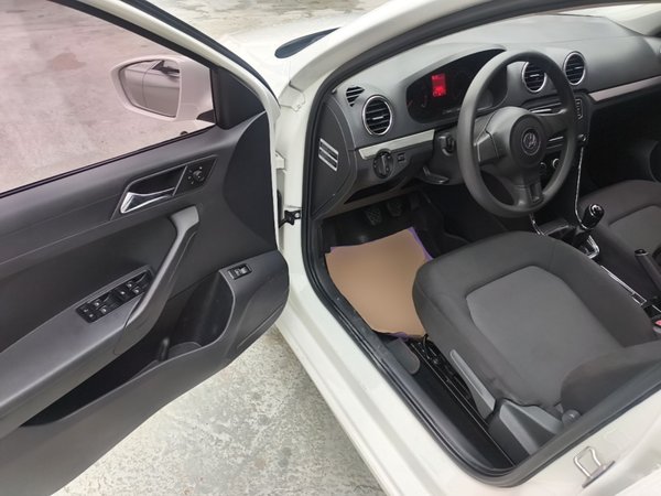 Volkswagen Jetta 2015, 83699 км, за 4652 USD - фото 19