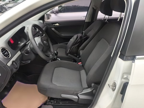Volkswagen Jetta 2015, 83699 км, за 4652 USD - фото 18