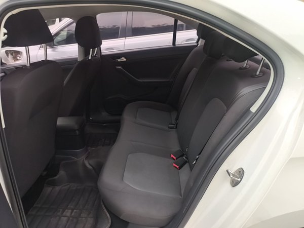 Volkswagen Jetta 2015, 83699 км, за 4652 USD - фото 20