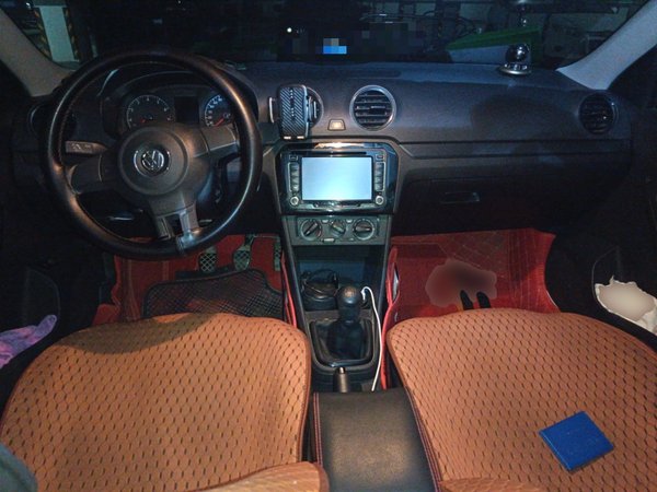 Volkswagen Jetta 2015, 85399 км, за 3866 USD - фото 14