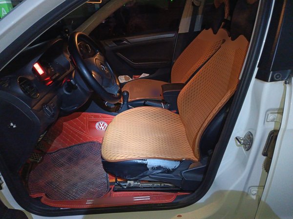 Volkswagen Jetta 2015, 85399 км, за 3866 USD - фото 16