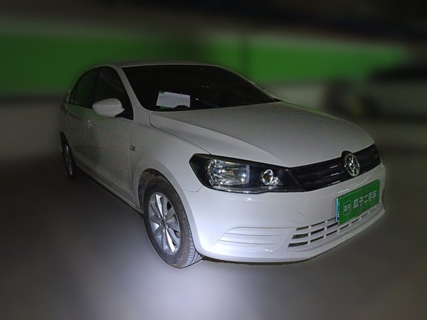 Volkswagen Jetta 2015, 85399 км, за 3866 USD