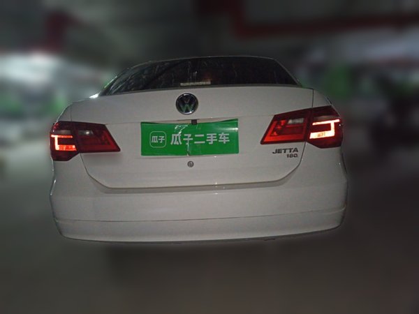 Volkswagen Jetta 2015, 85399 км, за 3866 USD