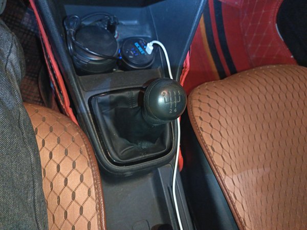 Volkswagen Jetta 2015, 85399 км, за 3866 USD - фото 15