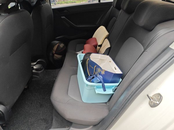 Volkswagen Jetta 2015, 89000 км, за 4549 USD - фото 20