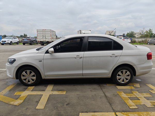 Volkswagen Jetta 2015, 89000 км, за 4549 USD